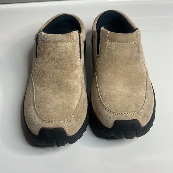 Cabelas  slip on sneakers - Picture 2 of 8